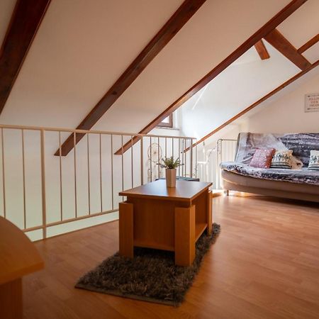 Specious Apartment Manitu In Forest Countryside Фужине Екстер'єр фото