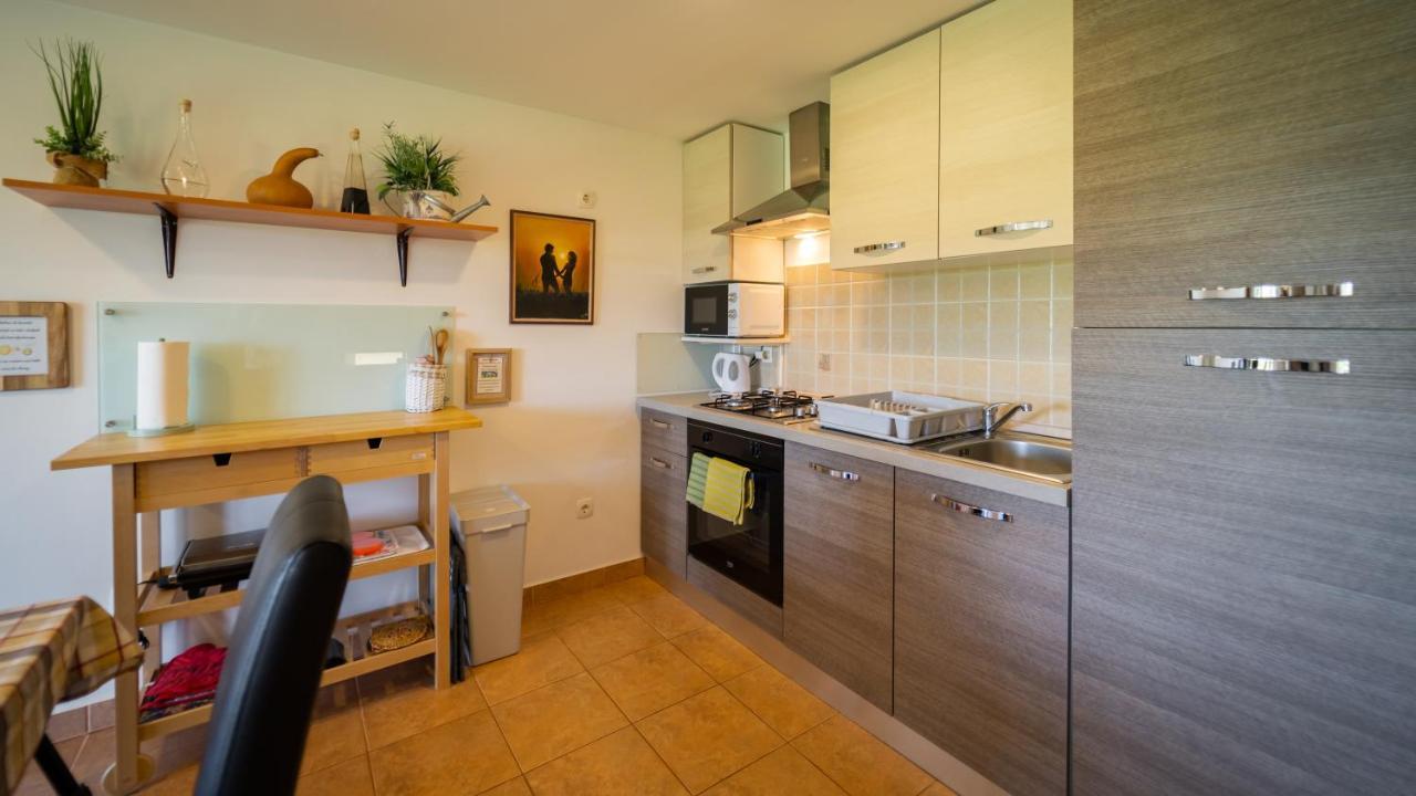 Specious Apartment Manitu In Forest Countryside Фужине Екстер'єр фото