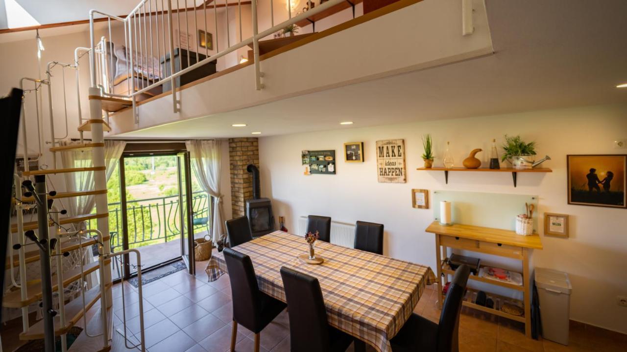 Specious Apartment Manitu In Forest Countryside Фужине Екстер'єр фото