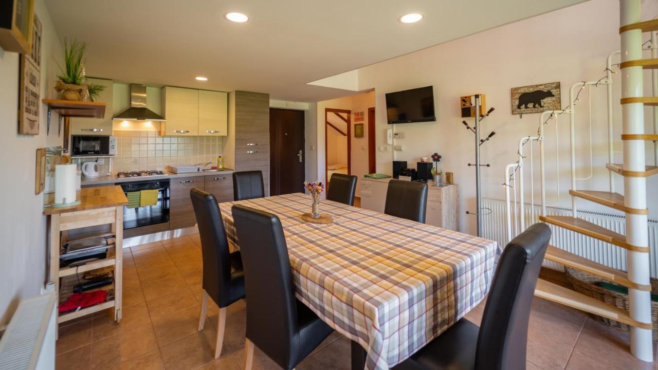 Specious Apartment Manitu In Forest Countryside Фужине Екстер'єр фото